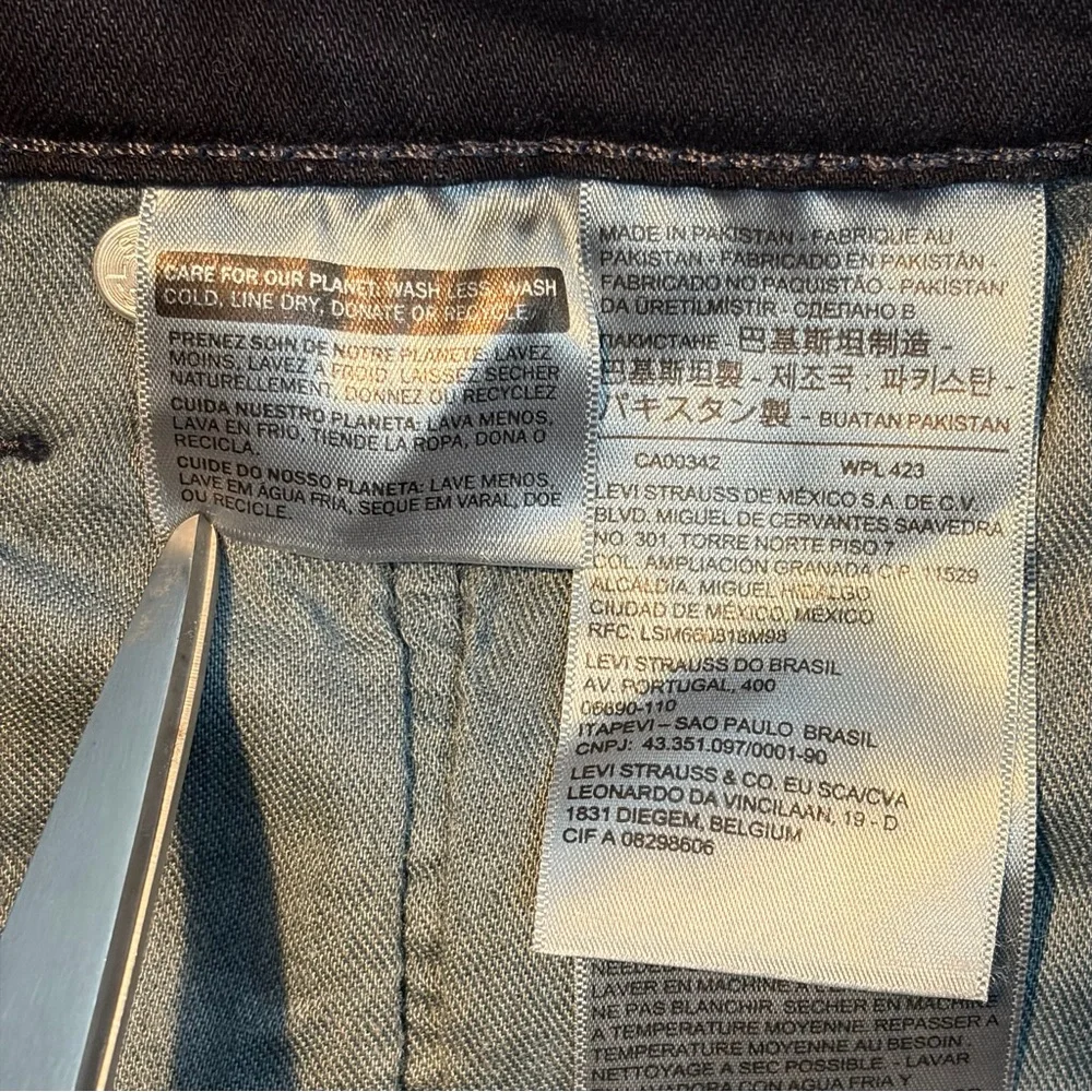 NWT Levi's 512 Slim Taper Stretch 31x30 Dark Jeans - Picture 9 of 12